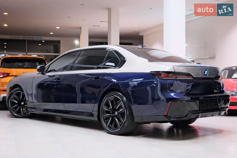 Седан BMW i7 2022 в Львове фото 20 Седан BMW i7 2022 в Львове