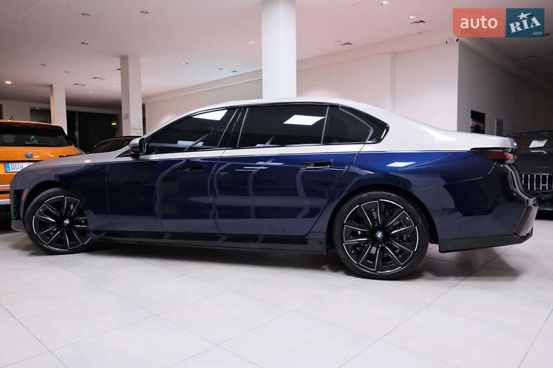 Седан BMW i7 2022 в Львове фото 21 Седан BMW i7 2022 в Львове