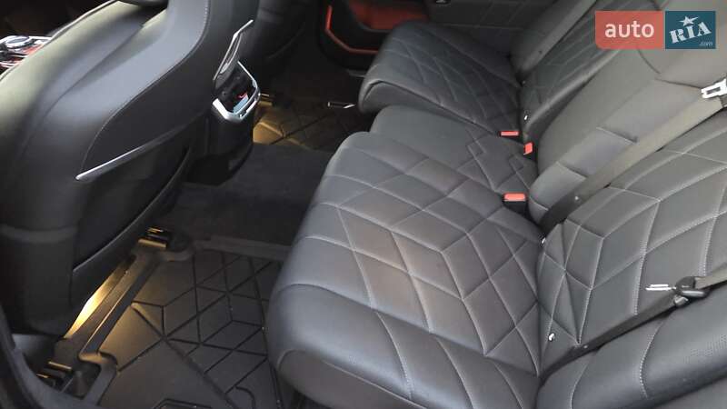 Седан BMW i7 2023 в Владимире фото 19 Седан BMW i7 2023 в Владимире