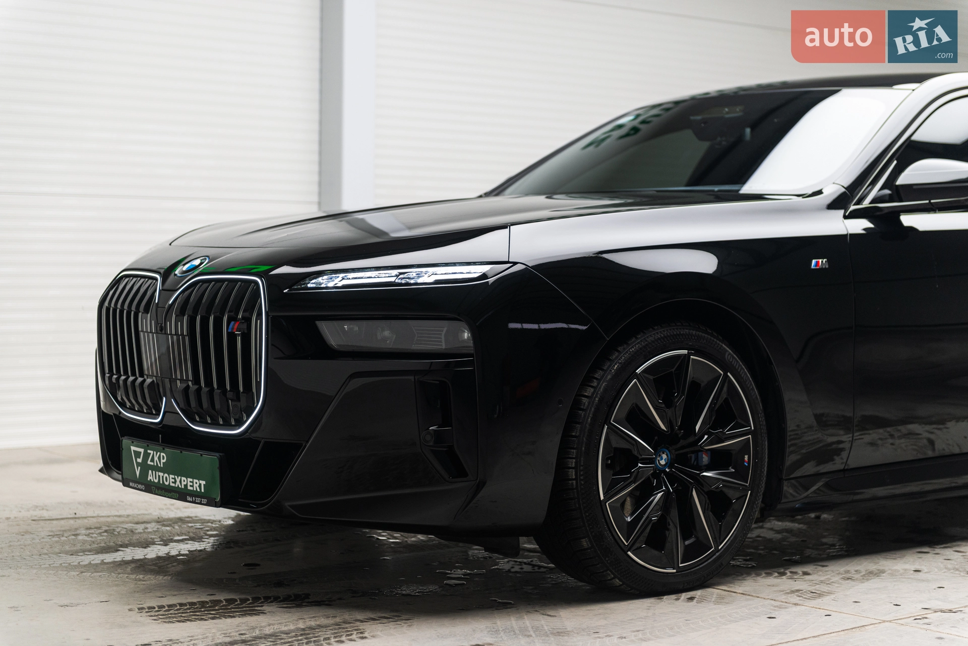 2023 BMW i7 - мініатюра 9
