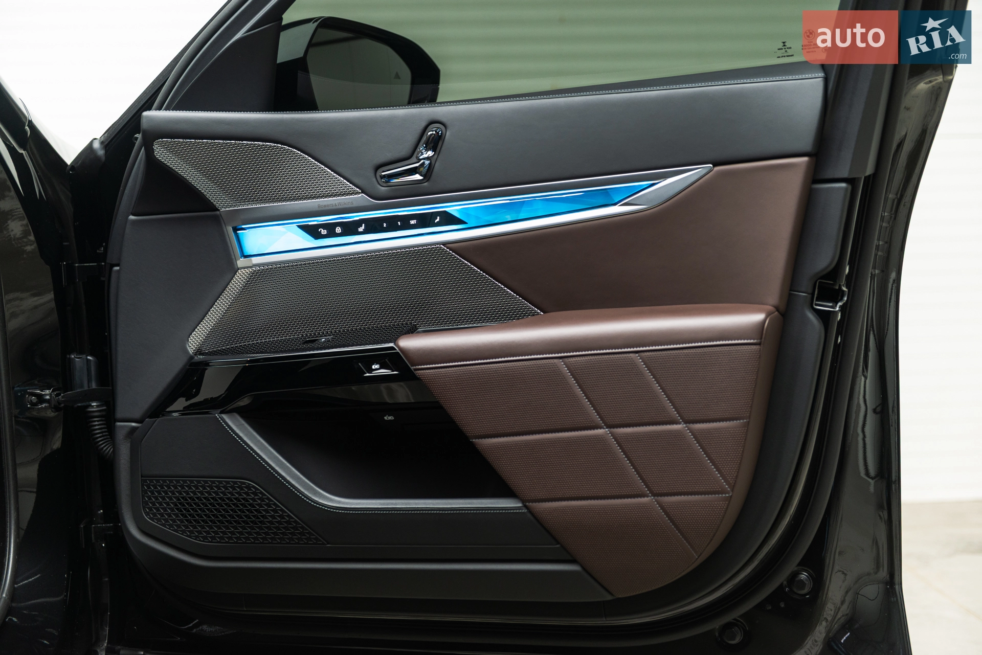 2023 BMW i7 - мініатюра 30