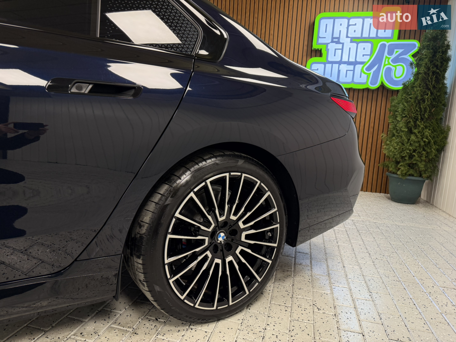 2024 BMW i7 - мініатюра 24