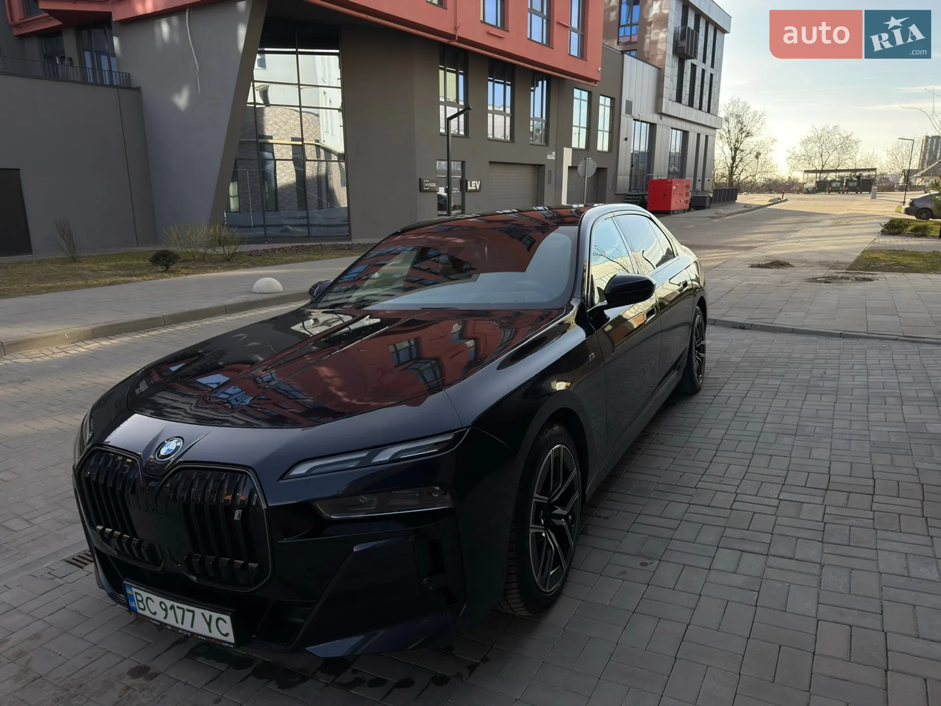 2023 BMW i7 - мініатюра 4