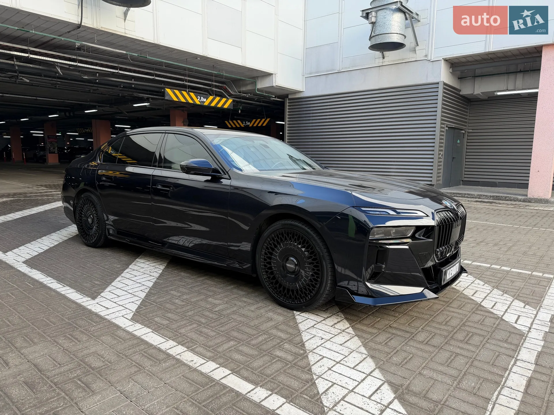2023 BMW i7 - мініатюра 6