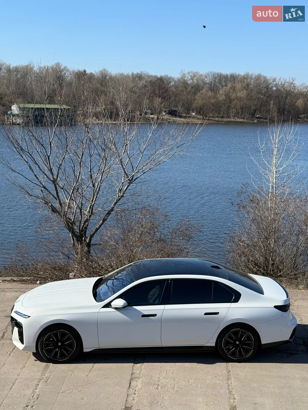 2023 BMW i7 - мініатюра 4