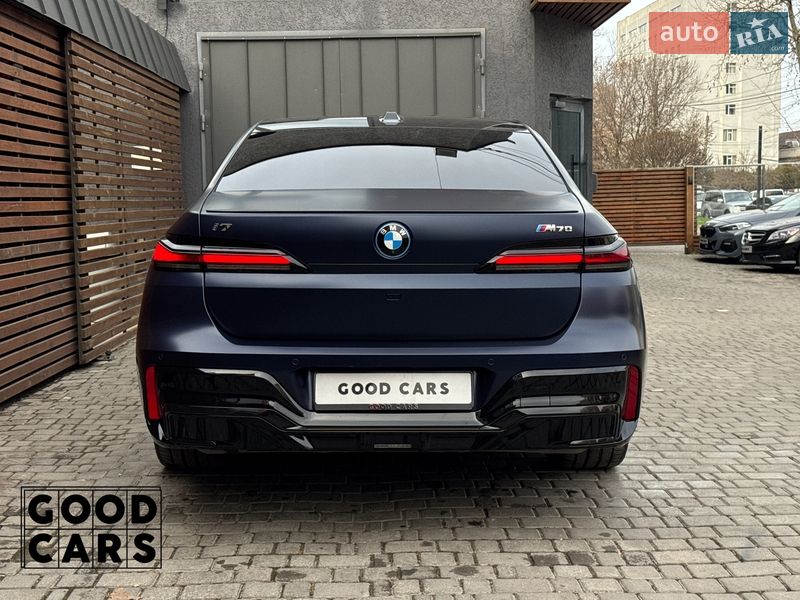 Седан BMW i7 2023 в Одессе
