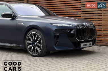 Седан BMW i7 2023 в Одессе