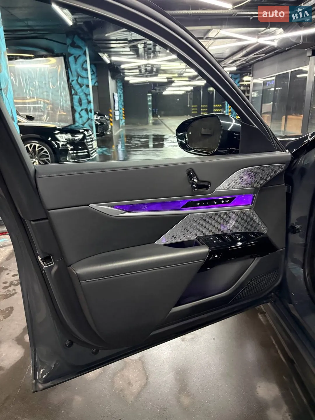 2023 BMW i7 - мініатюра 18