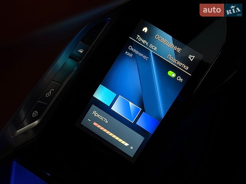 Седан BMW i7 2023 в Києві