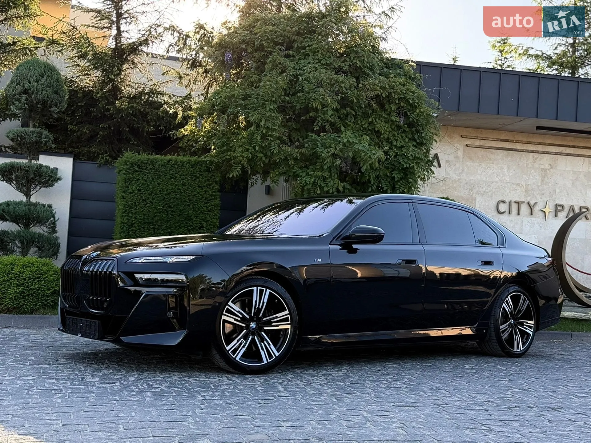 2023 BMW i7 - мініатюра 5