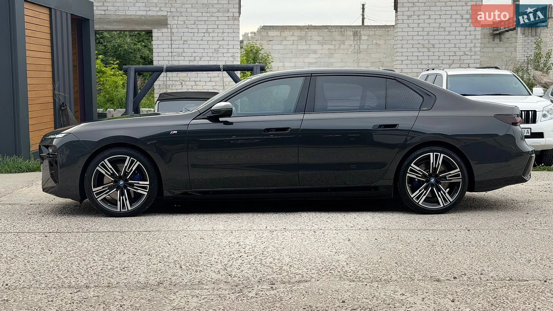 2022 BMW i7 - мініатюра 8