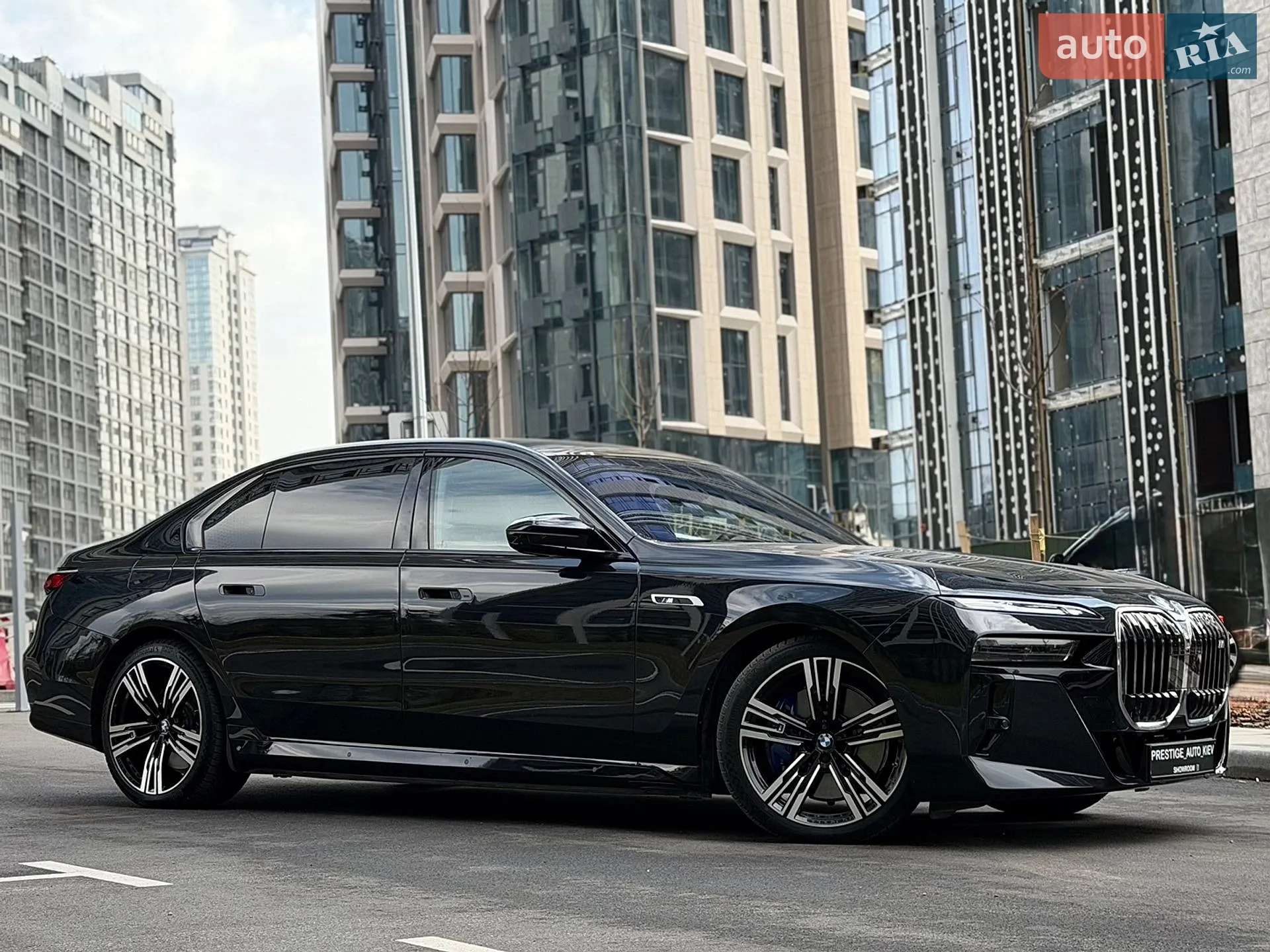 2023 BMW i7 - мініатюра 5
