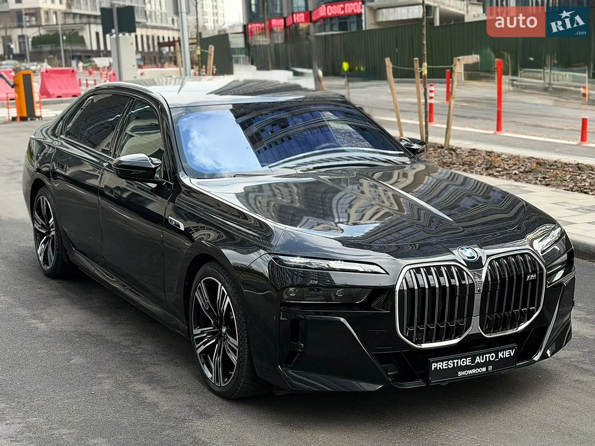 2023 BMW i7 - мініатюра 11