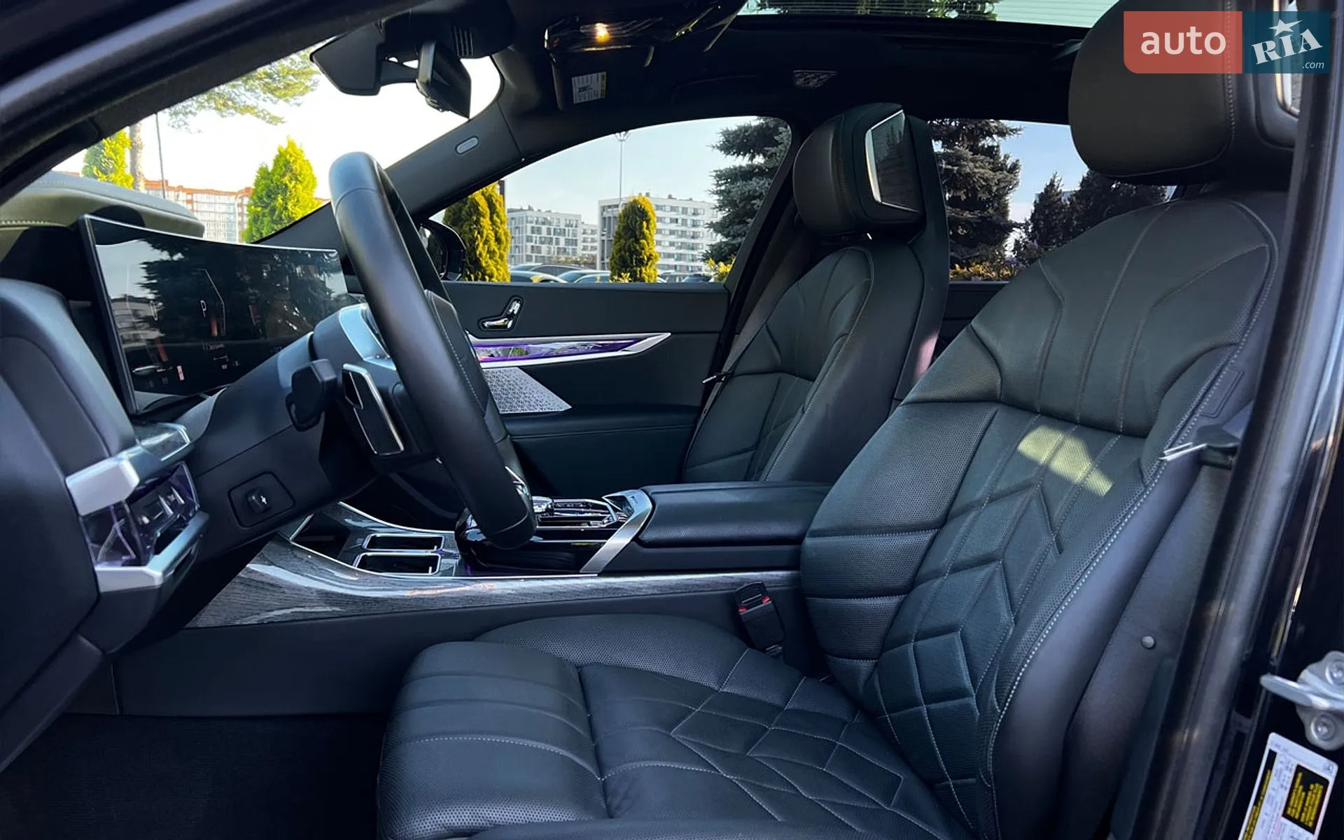 2023 BMW i7 - мініатюра 9