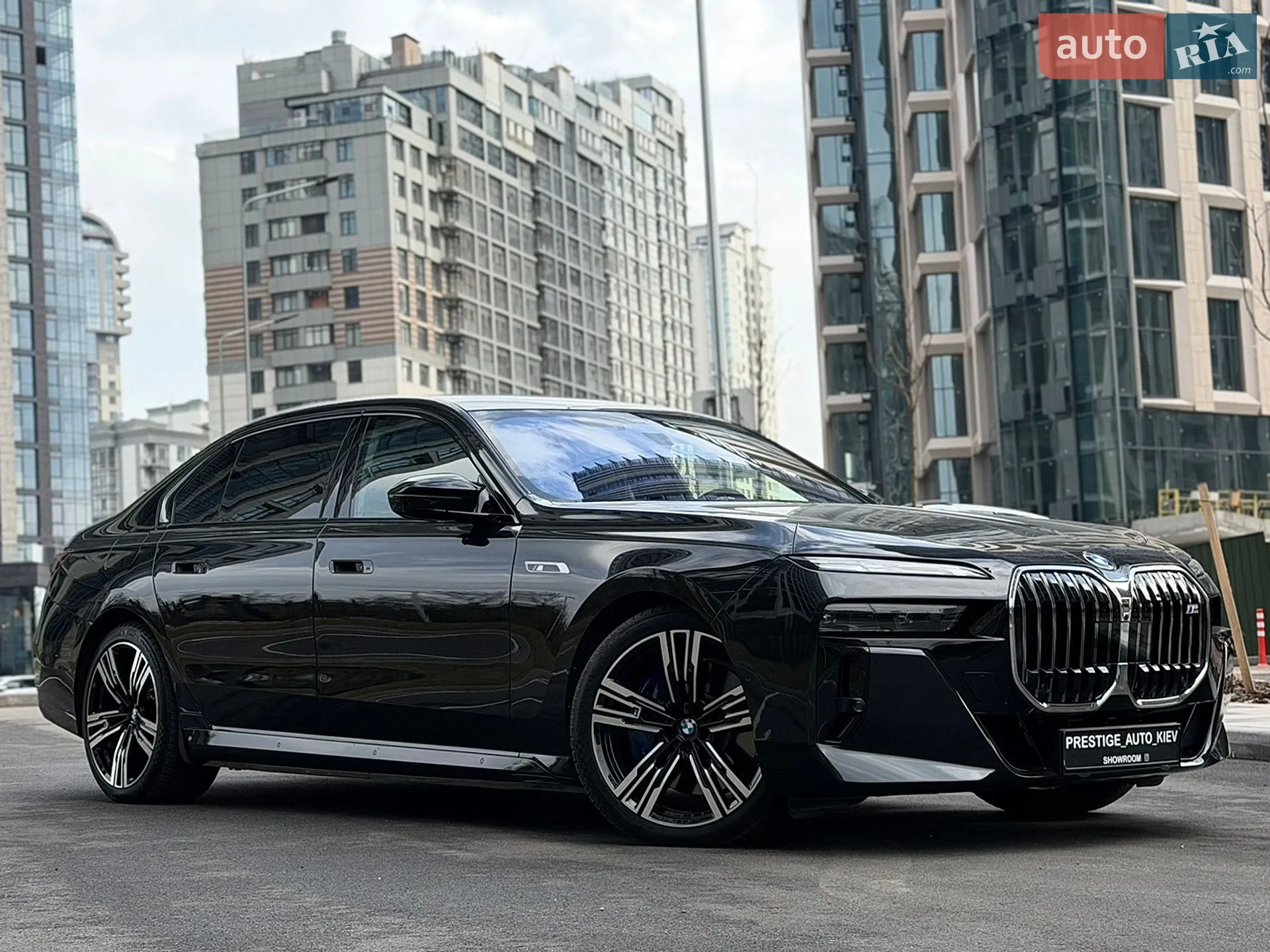 2023 BMW i7 - мініатюра 5