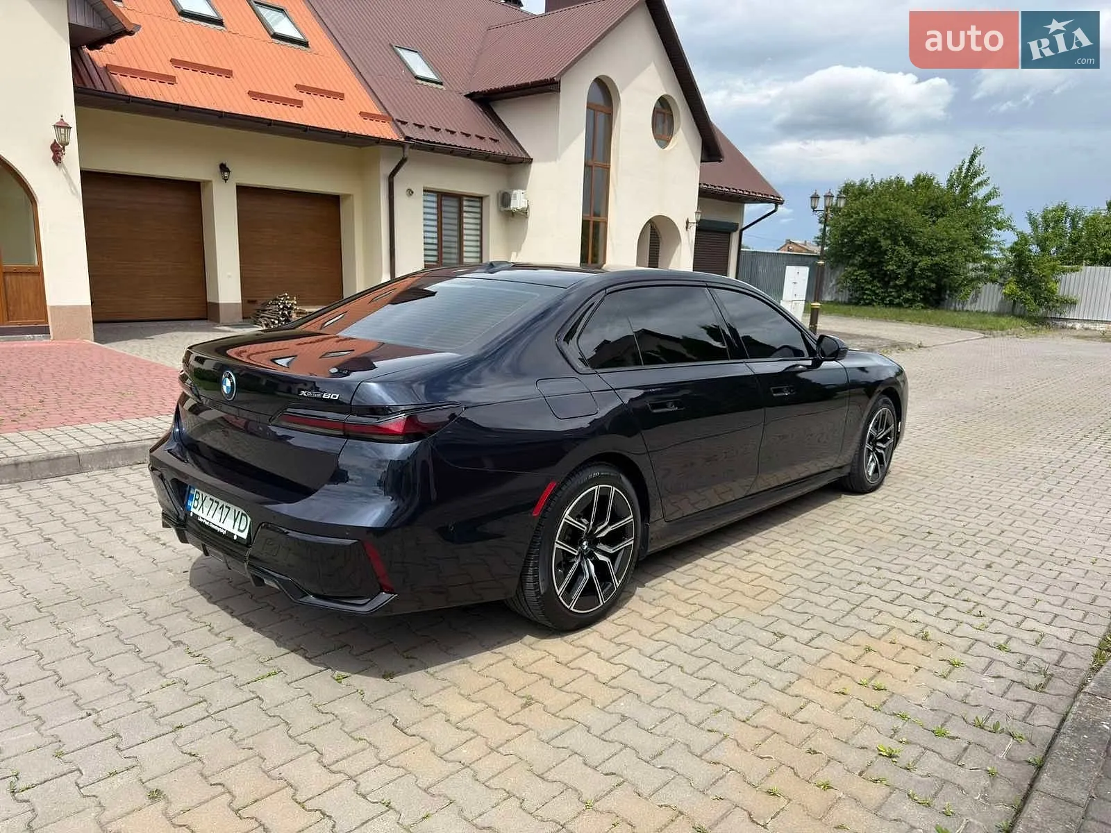 2022 BMW i7 - мініатюра 21