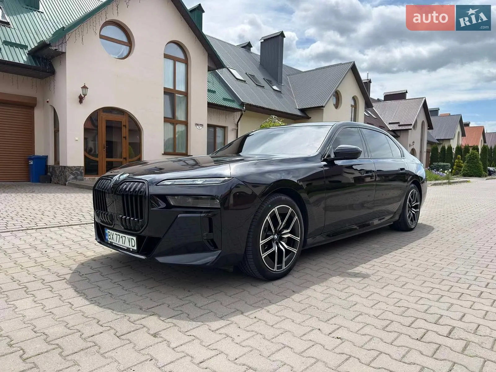 2022 BMW i7 - мініатюра 2
