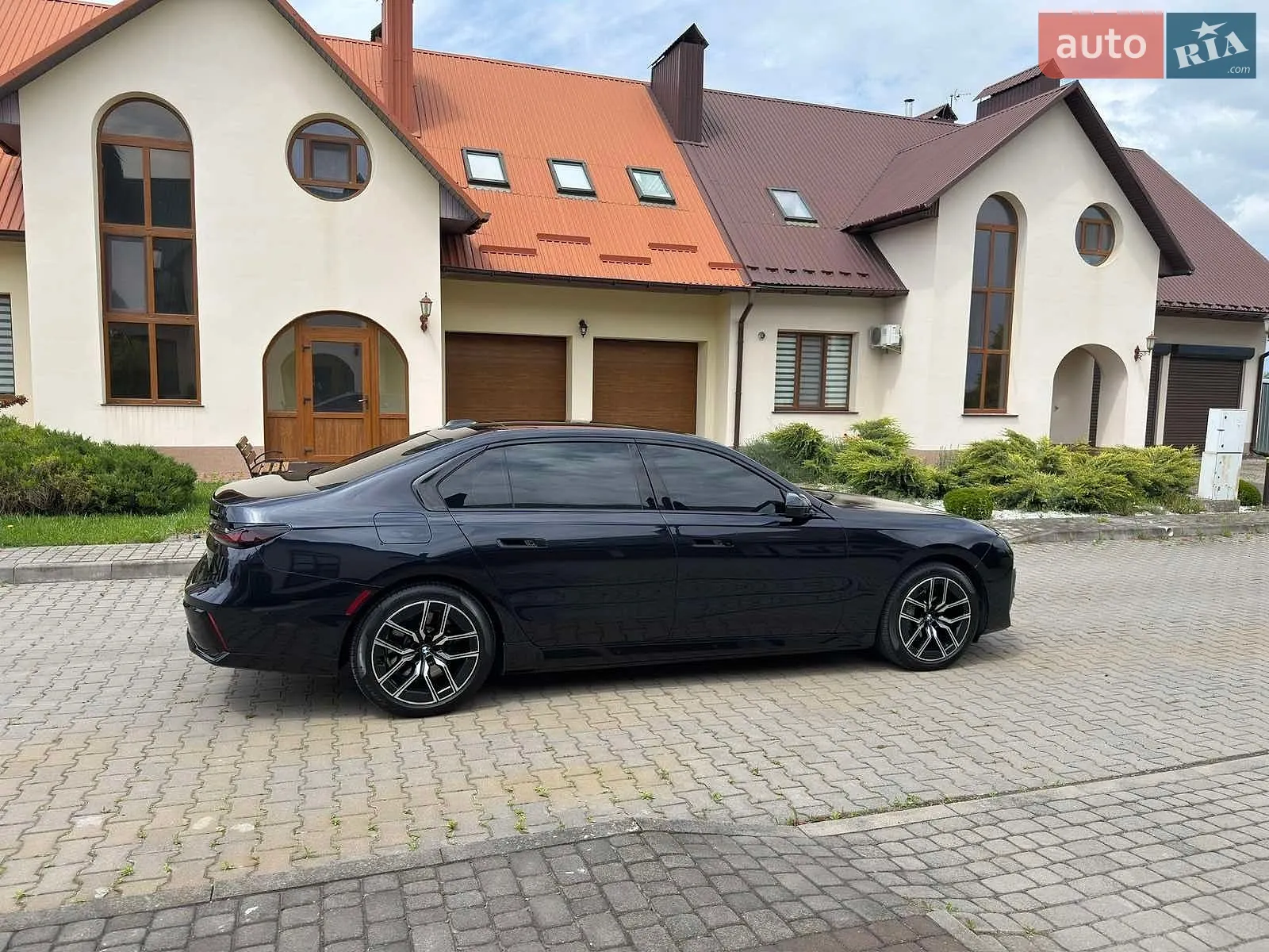 2022 BMW i7 - мініатюра 15