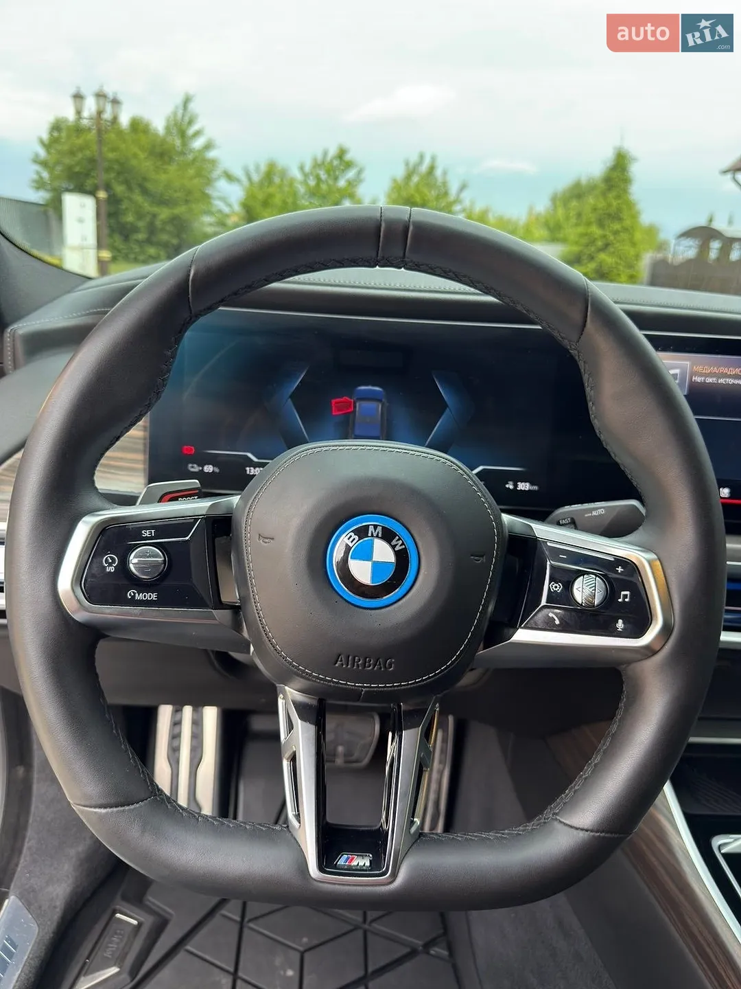 2022 BMW i7 - мініатюра 24
