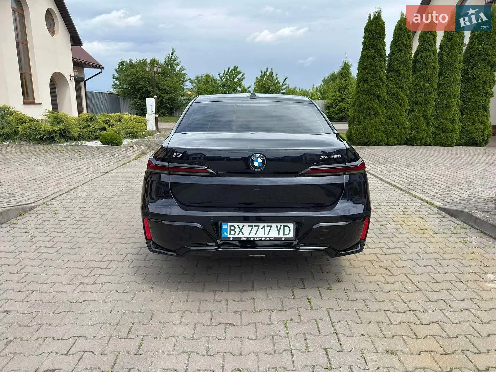 2022 BMW i7 - мініатюра 19