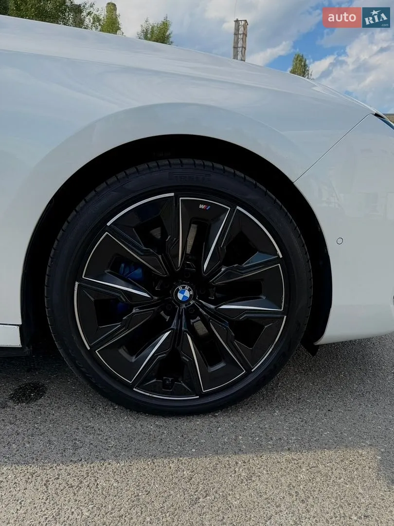 2022 BMW i7 - мініатюра 11