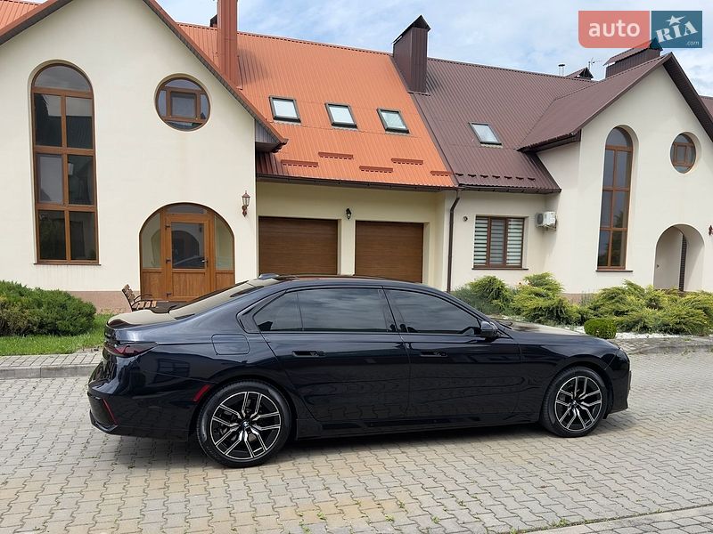 Седан BMW i7 2022 в Хмельницком фото 14 Седан BMW i7 2022 в Хмельницком