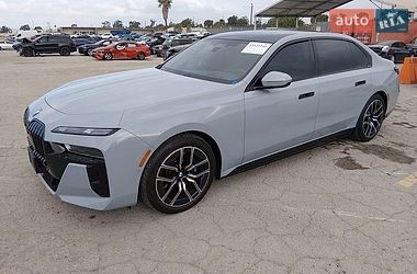 BMW i7 2024