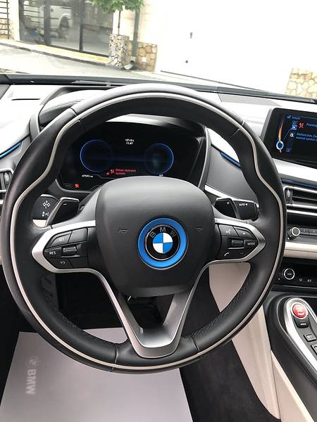 Купе BMW i8 2015 в Коломиї