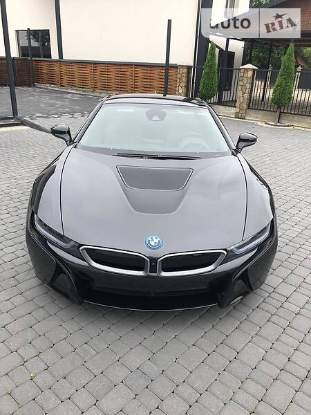 Купе BMW i8 2015 в Коломиї