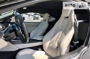 Купе BMW i8 2016 в 
