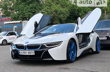Купе BMW i8 2014 в 
