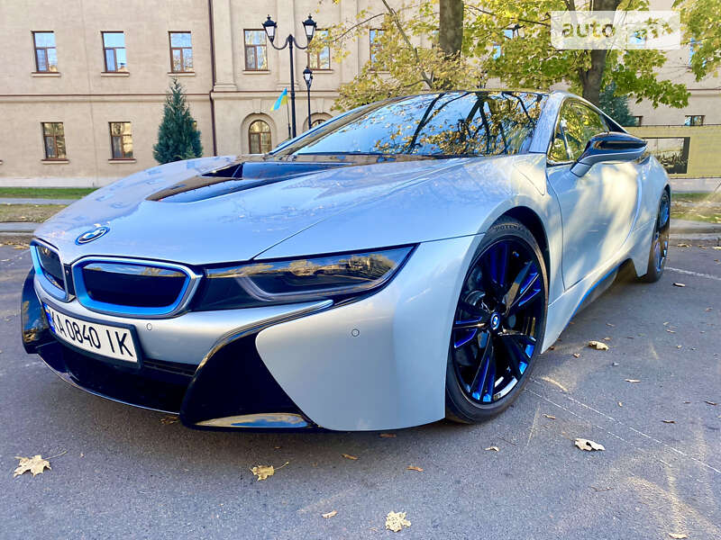 BMW i8 2016