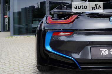 Купе BMW i8 2016 в Львове