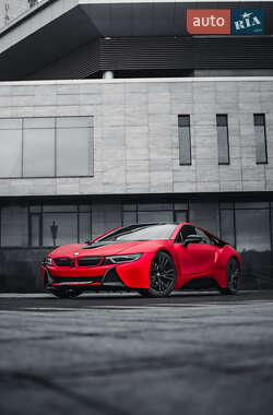 Купе BMW i8 2015 в 