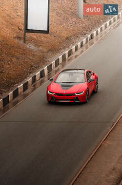 Купе BMW i8 2015 в 