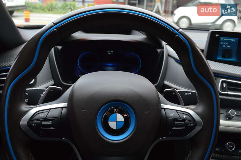 Родстер BMW i8 2018 в Львові