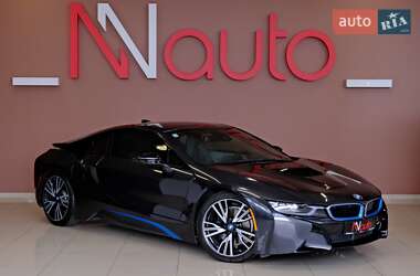 Купе BMW i8 2016 в 