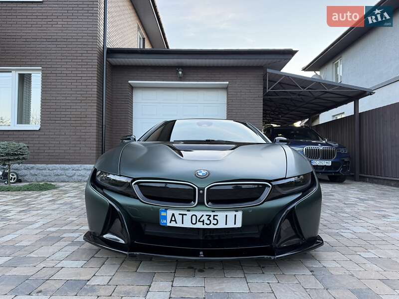 Купе BMW i8 2016 в Киеве фото 24 Купе BMW i8 2016 в Киеве