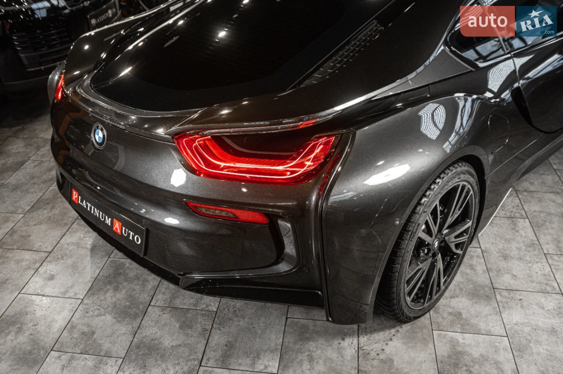 2015 BMW i8 - мініатюра 2