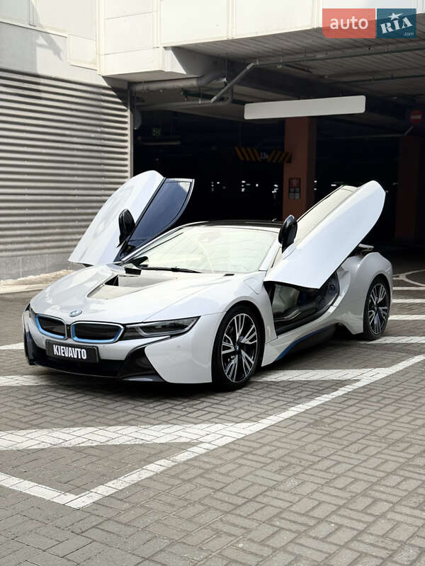 BMW i8 2016