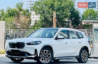 Внедорожник / Кроссовер BMW iX1 2023 в Киеве