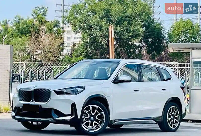 Позашляховик / Кросовер BMW iX1 2023 в Києві