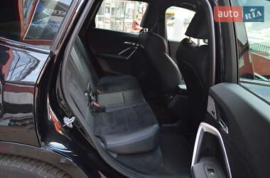 Внедорожник / Кроссовер BMW iX1 2024 в 