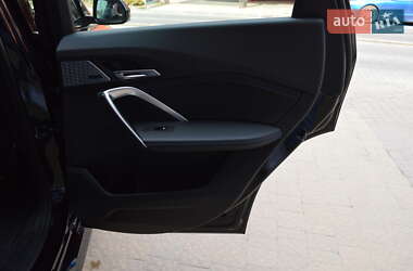 Внедорожник / Кроссовер BMW iX1 2024 в 