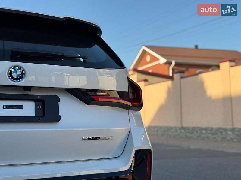Внедорожник / Кроссовер BMW iX1 2025 в Виннице