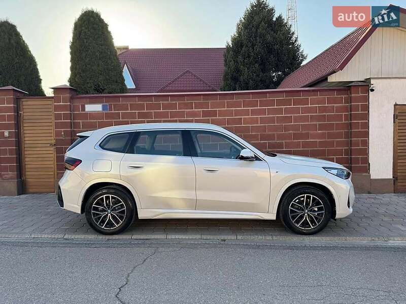 Внедорожник / Кроссовер BMW iX1 2025 в Виннице