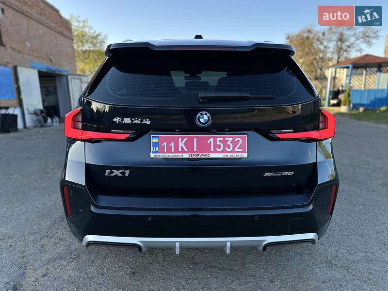 Внедорожник / Кроссовер BMW iX1 2024 в Полтаве