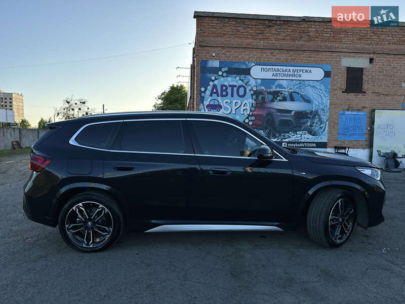 Внедорожник / Кроссовер BMW iX1 2024 в Полтаве