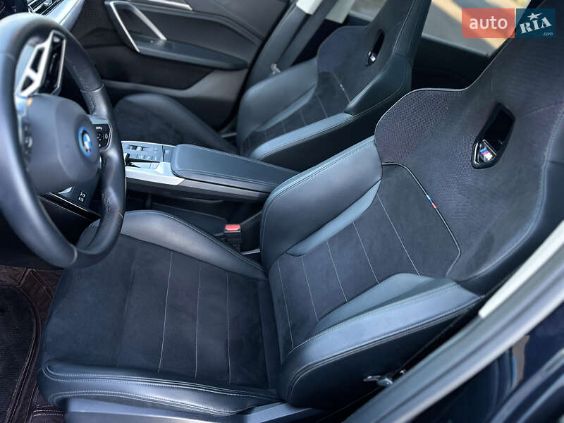 Внедорожник / Кроссовер BMW iX1 2024 в Полтаве