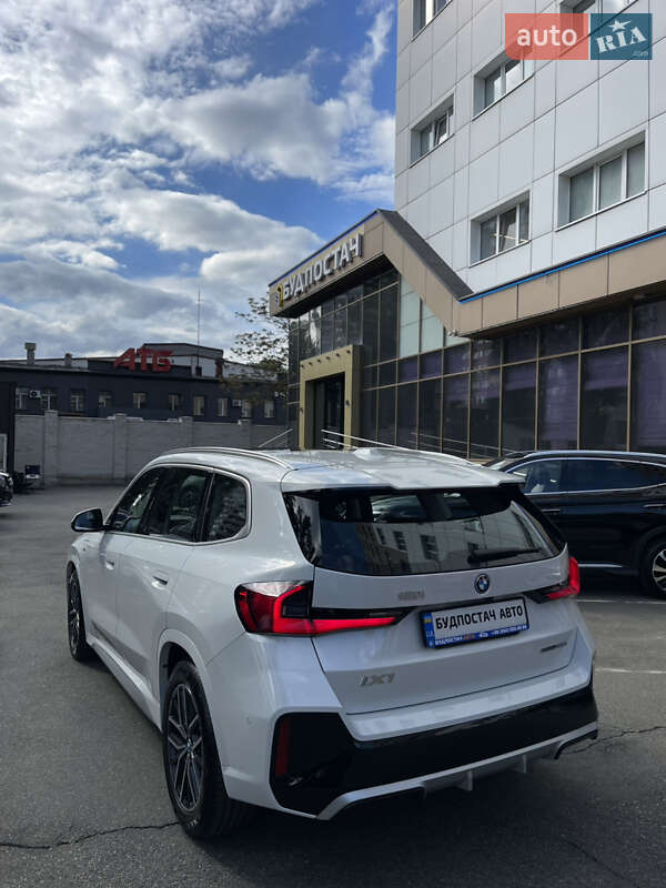 Внедорожник / Кроссовер BMW iX1 2024 в Киеве